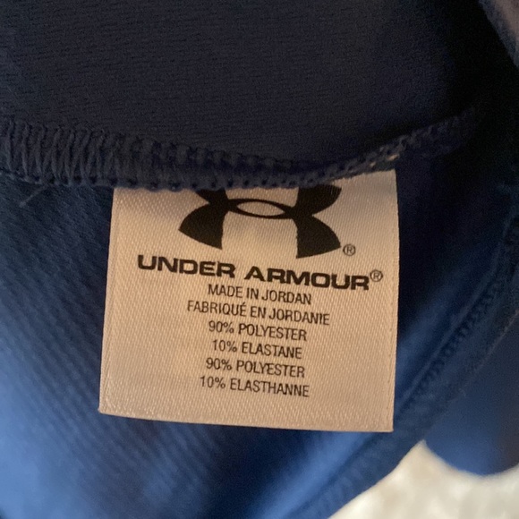 Under Armour Heat Gear Long Sleeve Top - Medium - Picture 9 of 9